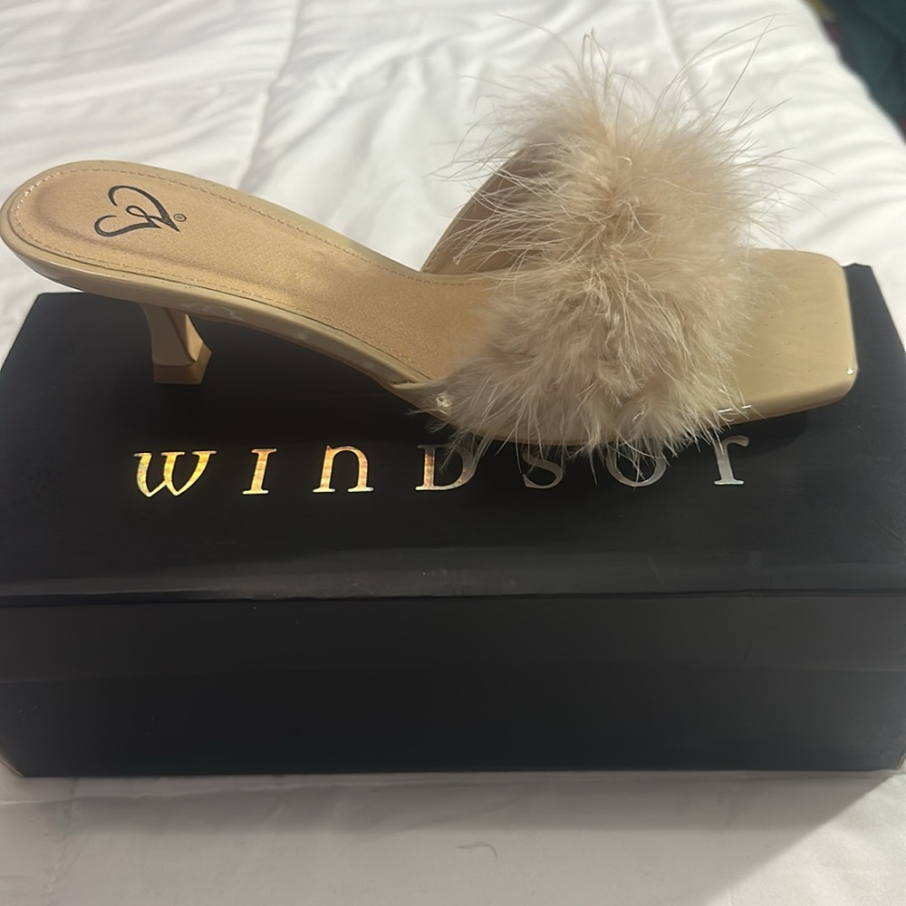 Fluffy Peep Toe Sexy High Heels Women Shoes